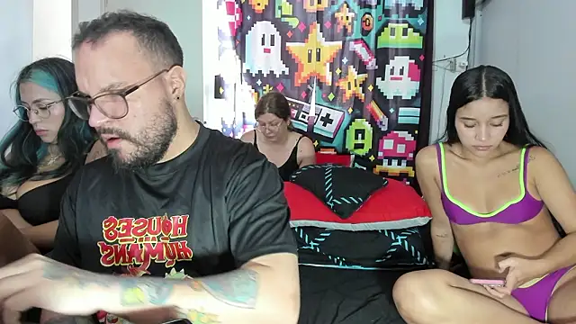 Snapshot of sgmr chatting on 02/07/26, 02:14 sgmr online show from 02/07/26, 02:14