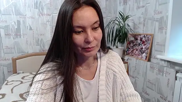 Snapshot of GinaQSoul chatting on 11/11/25, 09:59 GinaQSoul online show from 11/11/25, 09:59