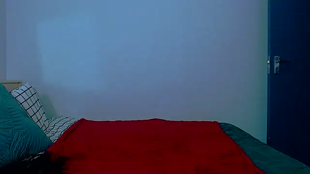 Snapshot of Curvy-Lisa chatting on 10/04/25, 04:08 Curvy-Lisa online show from 10/04/25, 04:08