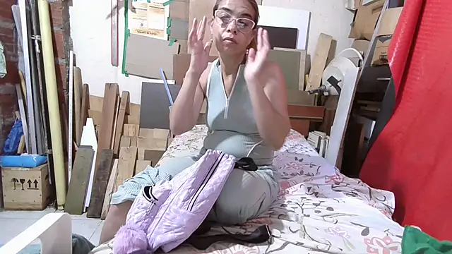 mari657 online show from 02/18/26, 06:48