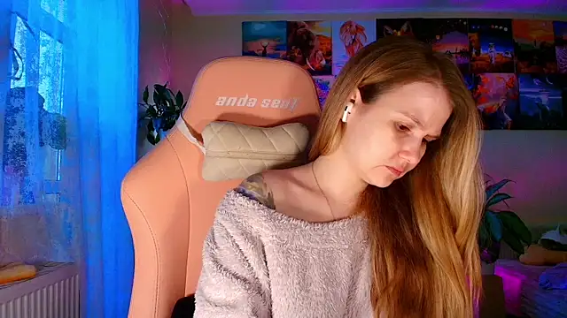 Snapshot of GoodWitch_ chatting on 01/19/26, 09:57 GoodWitch online show from 01/19/26, 09:57