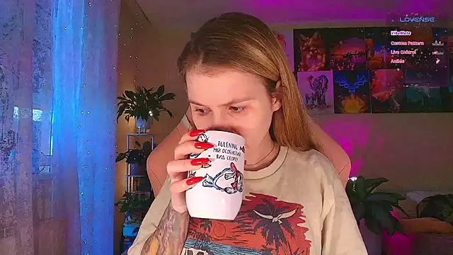 GoodWitch  online show from 11/05/25, 10:07