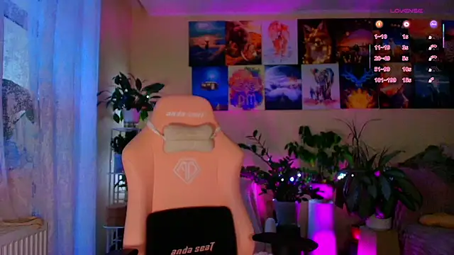 Snapshot of GoodWitch_ chatting on 02/12/26, 08:03 GoodWitch online show from 02/12/26, 08:03