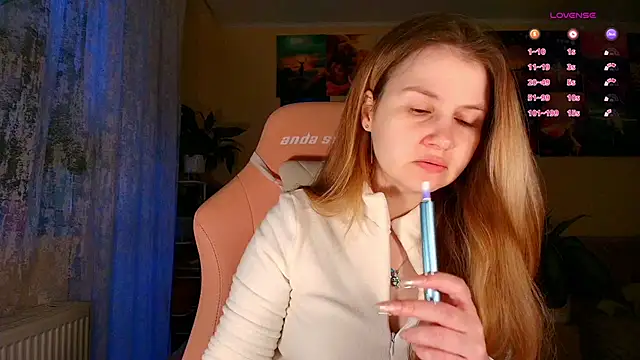 Snapshot of GoodWitch_ chatting on 02/08/26, 06:33 GoodWitch online show from 02/08/26, 06:33