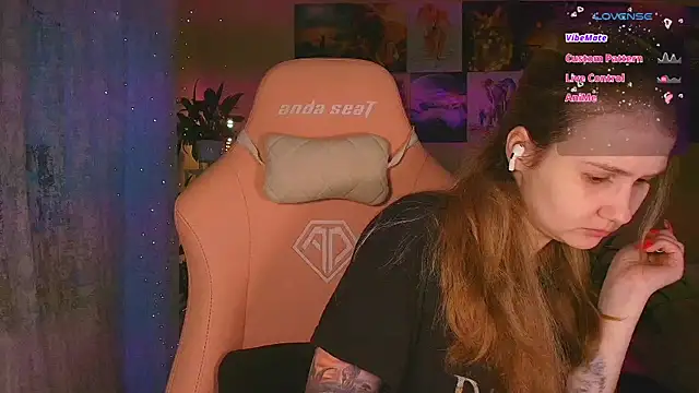 GoodWitch  online show from 11/16/25, 07:46