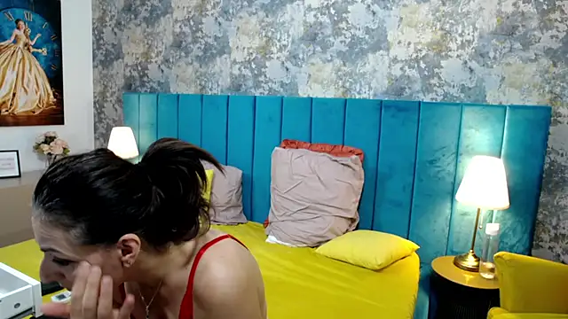 LisaCroft online show from 10/15/25, 09:17