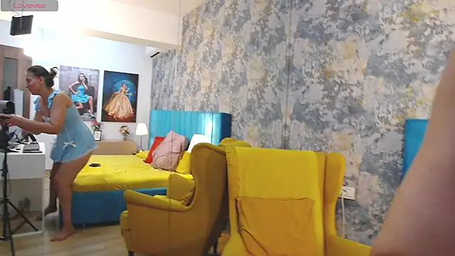 LisaCroft online show from 09/15/25, 07:20