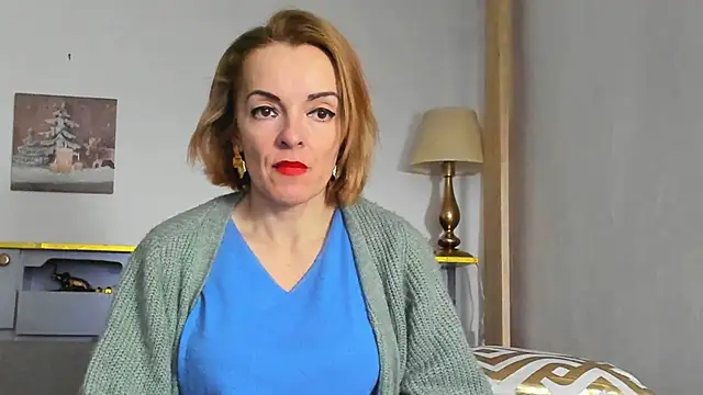 Snapshot of KateConner chatting on 02/15/25, 06:33 KateConner online show from 02/15/25, 06:33