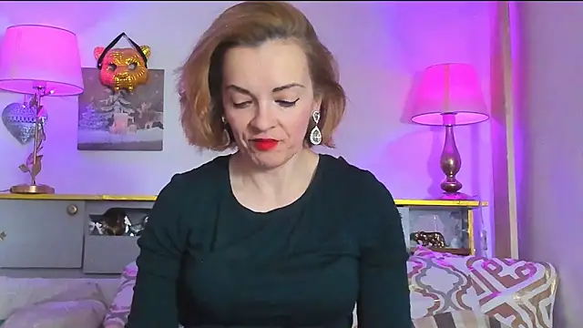 Snapshot of KateConner chatting on 03/22/25, 11:42 KateConner online show from 03/22/25, 11:42