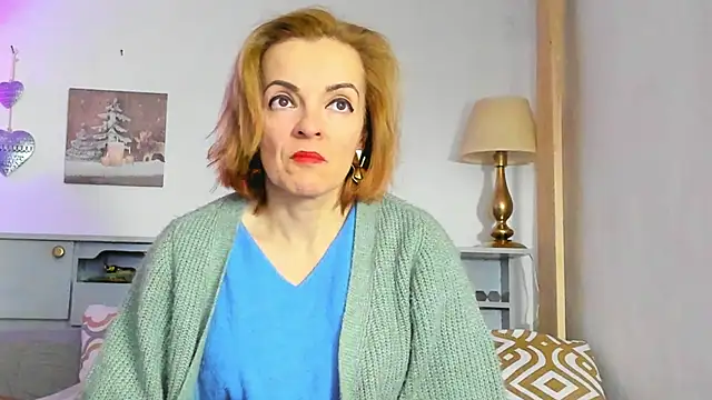 Snapshot of KateConner chatting on 02/11/25, 08:42 KateConner online show from 02/11/25, 08:42