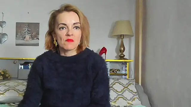 Snapshot of KateConner chatting on 02/23/25, 06:45 KateConner online show from 02/23/25, 06:45