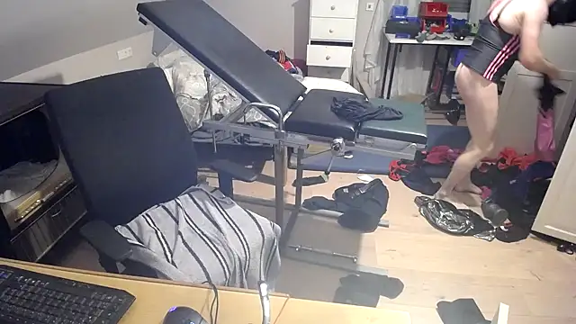 Kinkidani86 online show from 10/29/25, 07:02