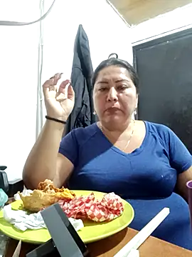 Snapshot of Brenda_Berck_ chatting on 05/03/26, 12:38 Brenda Berck online show from 05/03/26, 12:38