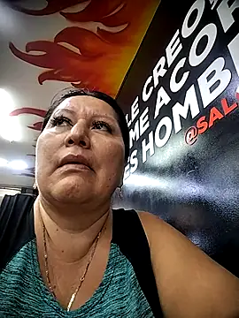 Snapshot of Brenda_Berck_ chatting on 04/21/26, 11:44 Brenda Berck online show from 04/21/26, 11:44