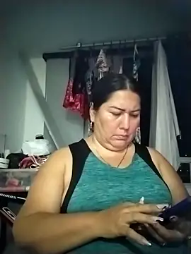 Brenda Berck  online show from 04/01/26, 02:02