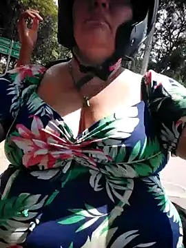 Brenda Berck  online show from 03/13/26, 02:55