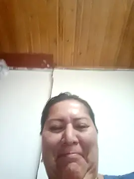 Snapshot of Brenda_Berck_ chatting on 04/26/26, 12:57 Brenda Berck online show from 04/26/26, 12:57
