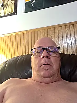 horny4you1 online show from 11/20/25, 01:01