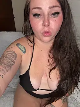 Kira tattoo online show from 09/25/25, 03:34