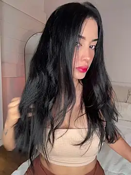 CATALINA RESTREPO online show from 05/04/26, 12:58