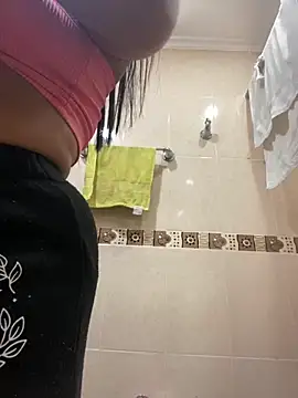 Fancyxlove online show from 10/18/25, 12:40