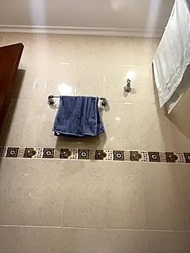 Fancyxlove online show from 11/14/25, 12:42