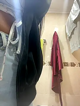 Fancyxlove online show from 10/31/25, 12:35