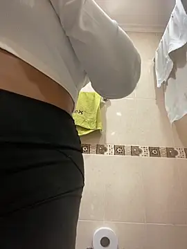 Fancyxlove online show from 10/09/25, 12:38