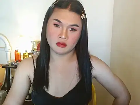 Snapshot of JustineBIGCUM chatting on 10/14/25, 11:36 JustineBIGCUM online show from 10/14/25, 11:36