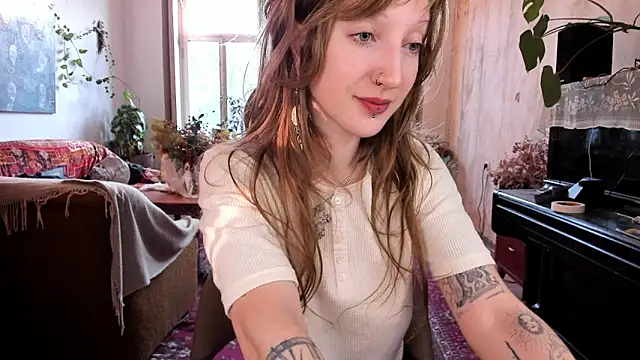 Snapshot of Miranda2_0 chatting on 01/10/25, 05:26 Miranda2 0 online show from 01/10/25, 05:26