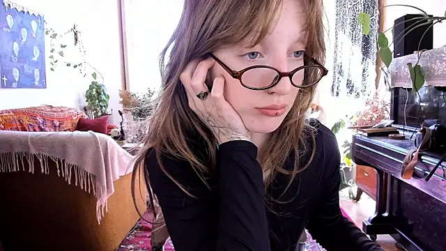 Snapshot of Miranda2_0 chatting on 01/21/25, 08:52 Miranda2 0 online show from 01/21/25, 08:52