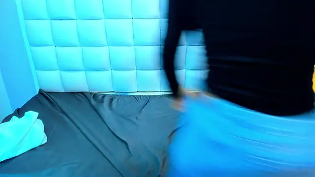 teresasroom  online show from 04/19/26, 01:01