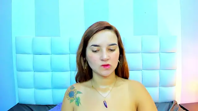 teresasroom  online show from 12/14/25, 06:35