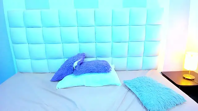 teresasroom  online show from 12/01/25, 06:20