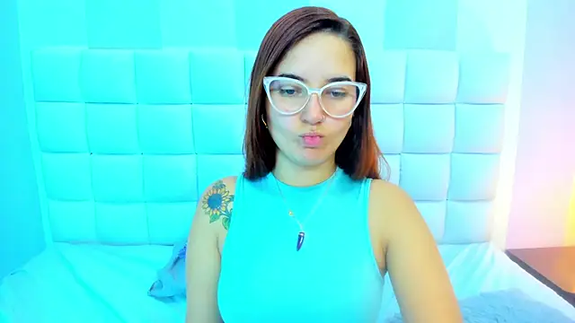 teresasroom  online show from 05/20/26, 01:52