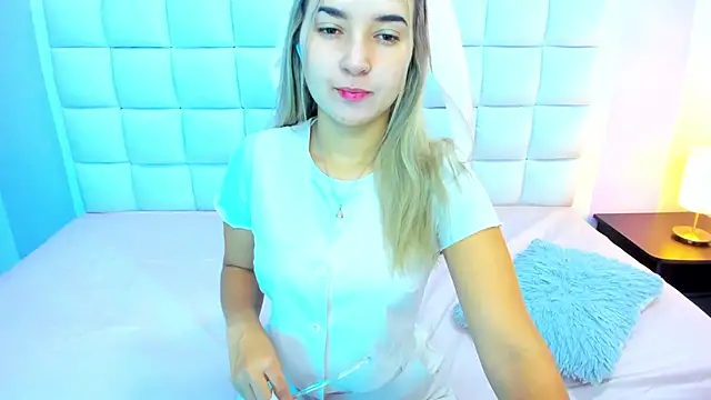 teresasroom  online show from 09/27/25, 12:00