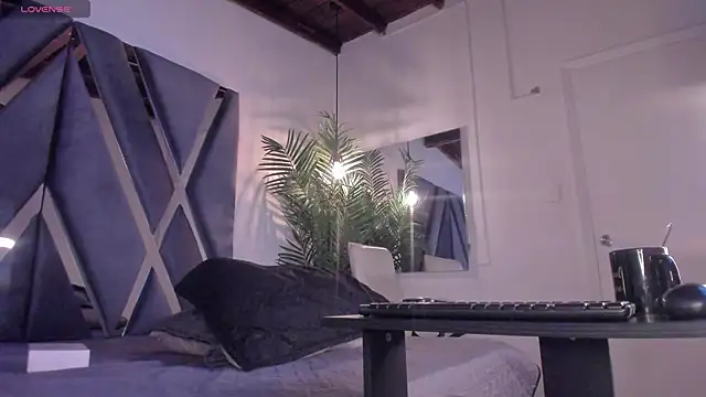 alessandra wells online show from 03/24/26, 11:10