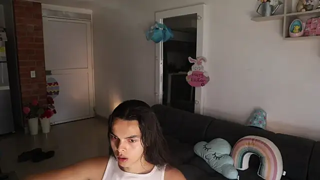  Vahos  online show from 04/15/26, 05:17