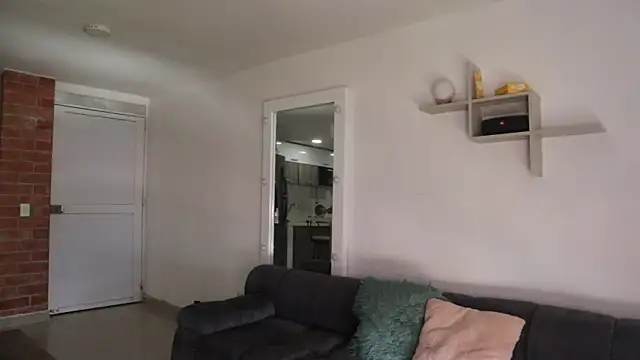  Vahos  online show from 10/15/25, 05:21