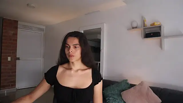  Vahos  online show from 10/01/25, 05:17