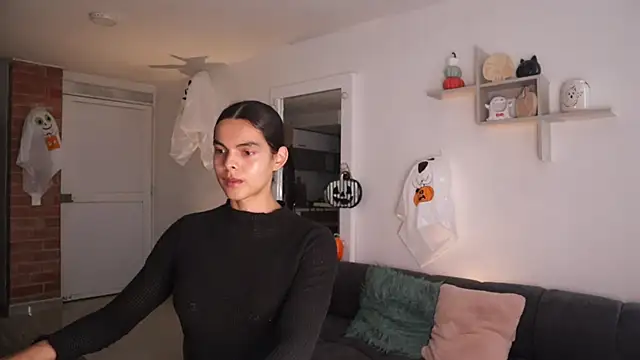  Vahos  online show from 10/27/25, 07:04