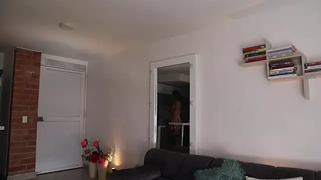  Vahos  online show from 11/20/25, 05:13