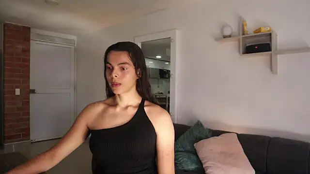  Vahos  online show from 10/06/25, 05:13