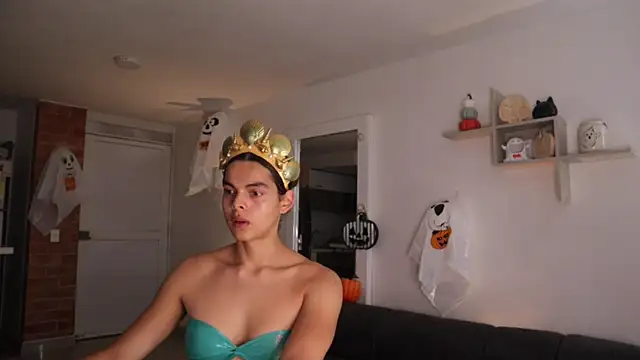  Vahos  online show from 10/30/25, 05:10