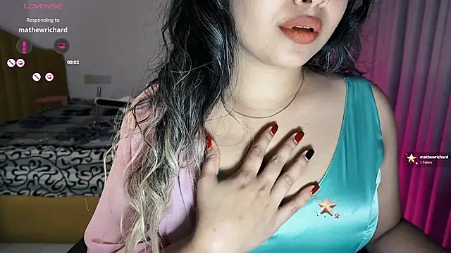 Snapshot of _neesha_414_ chatting on 11/30/25, 08:31 neesha 414 online show from 11/30/25, 08:31