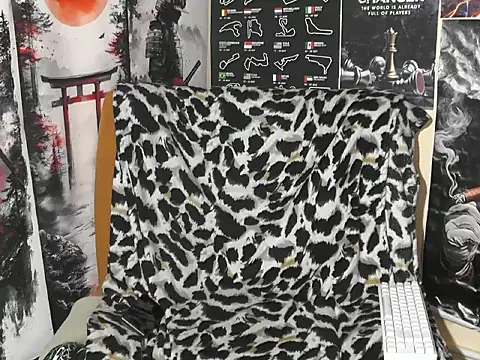 00george online show from 11/27/25, 01:06