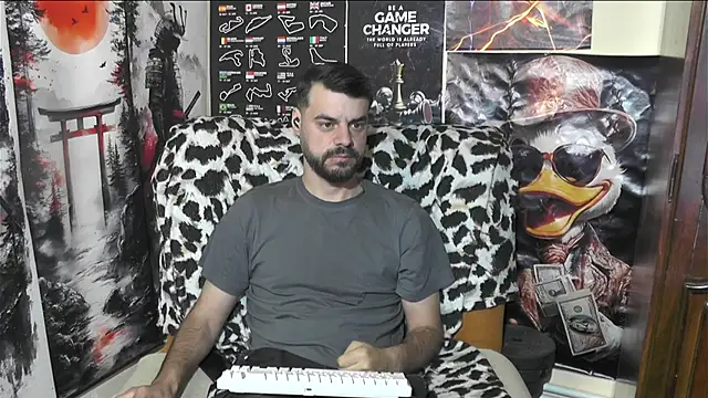 Snapshot of 00george chatting on 04/18/26, 04:48 00george online show from 04/18/26, 04:48