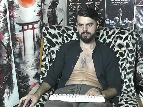 00george online show from 11/27/25, 08:42