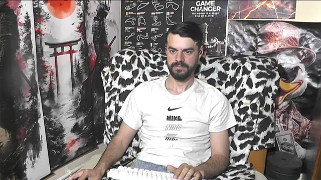 Snapshot of 00george chatting on 05/04/26, 05:22 00george online show from 05/04/26, 05:22