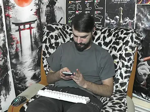 00george online show from 12/03/25, 04:46